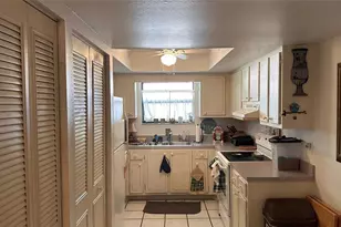 9783 86th Ave, Seminole, FL 33777 - Photo 12