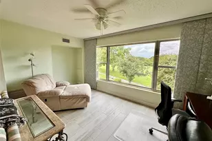 2460 Franciscan Dr, Clearwater, FL 33763 - Photo 8