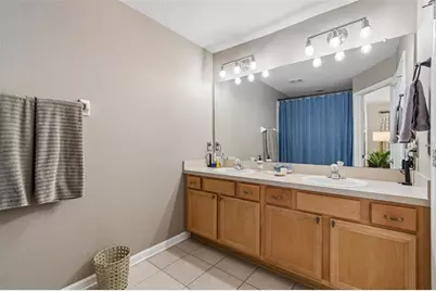 26606 Castleview Way, Wesley Chapel, FL 33544 - Photo 20
