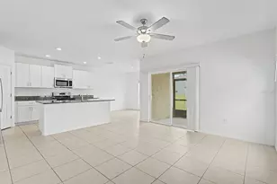 36420 Garden Wall Wy, Zephyrhills, FL 33541 - Photo 20