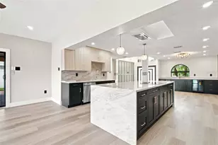15918 Redington Dr, Redington Beach, FL 33708 - Photo 12