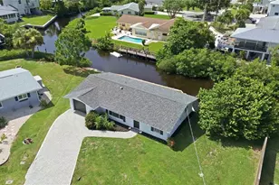 706 Quail Ct, Nokomis, FL 34275 - Photo 2