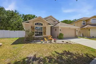 7113 Colony Pointe Dr, Riverview, FL 33578 - Photo 4