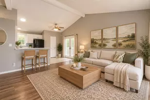 8704 Marlin Ct, Tampa, FL 33634 - Photo 4