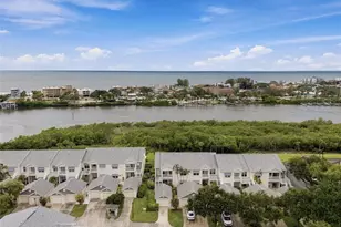 11541 Shipwatch Dr, Largo, FL 33774 - Photo 2