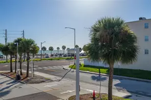 37 144th Ave, Madeira Beach, FL 33708 - Photo 14