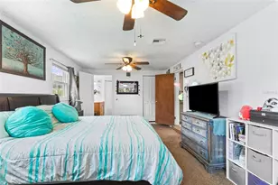 1807 Carlton Dr, Clearwater, FL 33759 - Photo 16