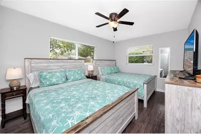 703 24th Street SW, Largo, FL 33770 - Photo 24