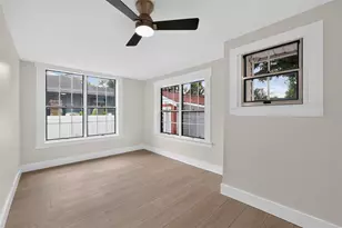 813 E New Orleans Ave, Tampa, FL 33603 - Photo 18