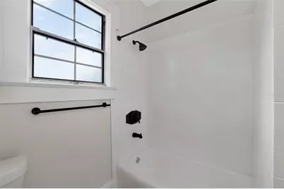 813 E New Orleans Avenue, Tampa, FL 33603 - Photo 10