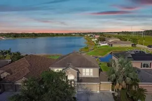 632 Tanana Fall Dr, Ruskin, FL 33570 - Photo 1