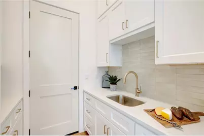 3106 W Coachman Avenue, Tampa, FL 33611 - Photo 30