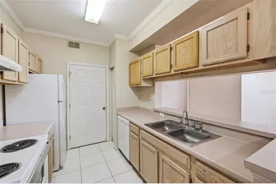 5612 Pinnacle Heights Circle #312, Tampa, FL 33624 - Photo 10