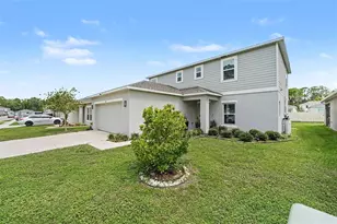 2051 Rosewood Cir, Lakeland, FL 33810 - Photo 2