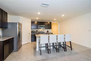 7590 Broad Pointe Dr, Zephyrhills, FL 33540 - Photo 4