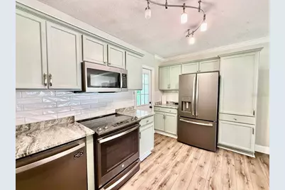 801 W 114th Avenue, Tampa, FL 33612 - Photo 20