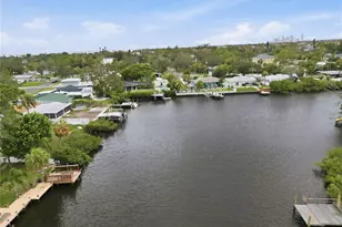 4400 Huntington St NE, Saint Petersburg, FL 33703 - Photo 4