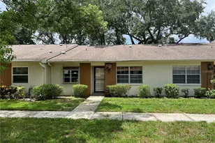 2297 Lark Cir E, Palm Harbor, FL 34684 - Photo 1
