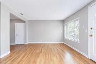 5381 43rd Ave N, Saint Petersburg, FL 33709 - Photo 4