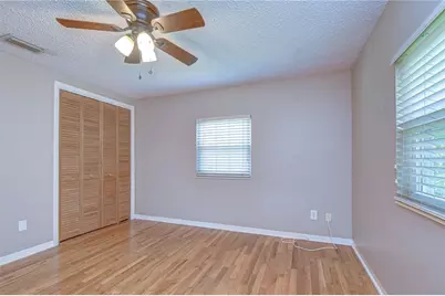 5381 43rd Avenue N, Saint Petersburg, FL 33709 - Photo 22
