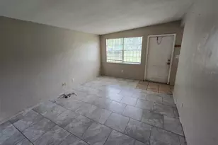 4426 13th Ave S, Saint Petersburg, FL 33711 - Photo 8