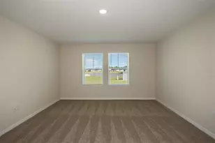 33840 Noble Creek Place, Dade City, FL 33525 - Photo 4