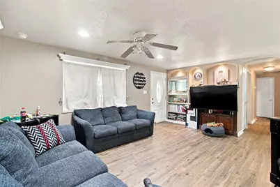 6929 Bishop Frier Lane, Riverview, FL 33578 - Photo 6