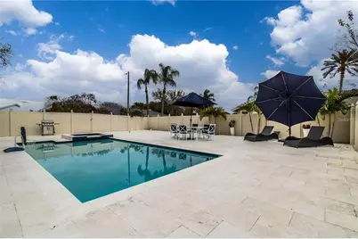 4123 Crosswater Drive, Tampa, FL 33615 - Photo 4