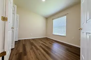 7838 Carriage Pointe Dr, Gibsonton, FL 33534 - Photo 10