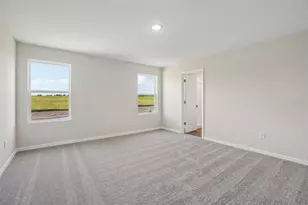 36564 Sagemoor Dr, Zephyrhills, FL 33541 - Photo 4