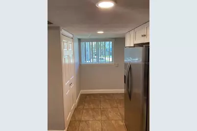 6308 Newtown Circle #8B1, Tampa, FL 33615 - Photo 6