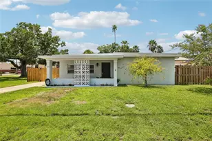 114 Lake Judy Lee Dr, Largo, FL 33771 - Photo 1