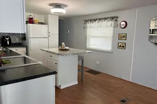 11300 124th Ave, Largo, FL 33778 - Photo 6