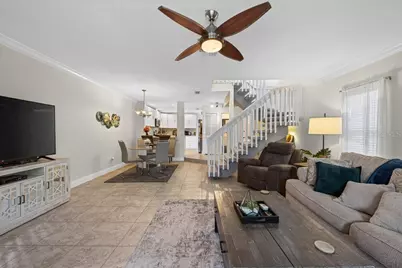 1672 Watermark Circle NE, Saint Petersburg, FL 33702 - Photo 14