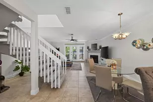 1672 Watermark Cir NE, Saint Petersburg, FL 33702 - Photo 8