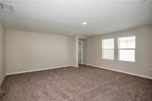 9062 Belleview Forest Pass, Dade City, FL 33525 - Photo 4