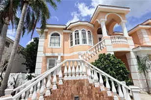 3187 Shoreline Dr, Clearwater, FL 33760 - Photo 2