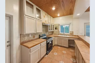 211 E 131st Avenue, Tampa, FL 33612 - Photo 18
