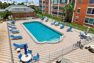 6960 20th Ave N, Saint Petersburg, FL 33710 - Photo 2