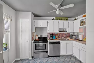 6960 20th Avenue N #105, Saint Petersburg, FL 33710 - Photo 16