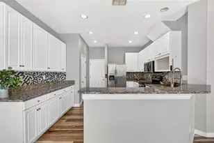 7046 Penta Pl, Wesley Chapel, FL 33545 - Photo 8