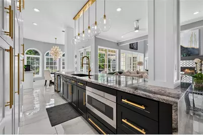 4660 Laurel Oak Lane NE, Saint Petersburg, FL 33703 - Photo 18