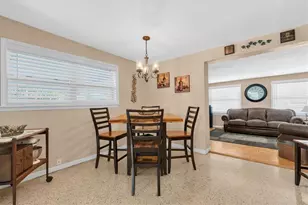 3227 48th Ave N, Saint Petersburg, FL 33714 - Photo 8