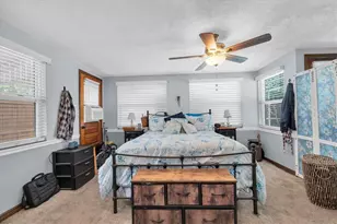 3227 48th Ave N, Saint Petersburg, FL 33714 - Photo 16