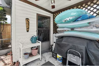 3227 48th Avenue N, Saint Petersburg, FL 33714 - Photo 34