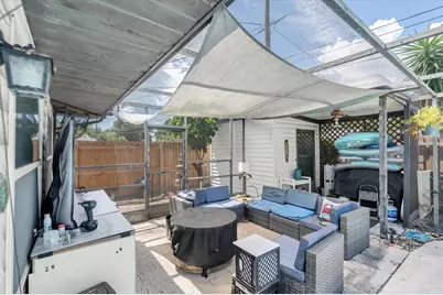 3227 48th Avenue N, Saint Petersburg, FL 33714 - Photo 26