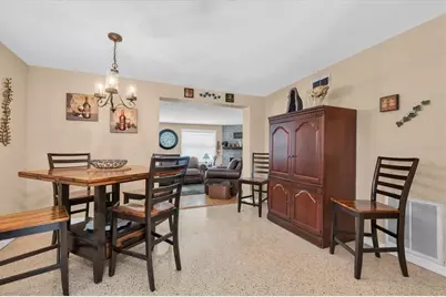 3227 48th Avenue N, Saint Petersburg, FL 33714 - Photo 10