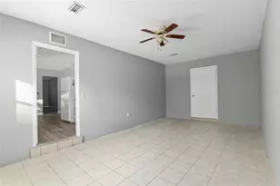 2821 NE 17th Ter, Gainesville, FL 32609 - Photo 18