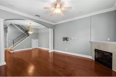 2419 Victoria Gardens Lane, Tampa, FL 33609 - Photo 6