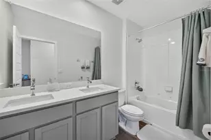 9744 Crescent Ray Dr, Wesley Chapel, FL 33545 - Photo 38